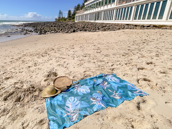 Native Bird Beach Towel